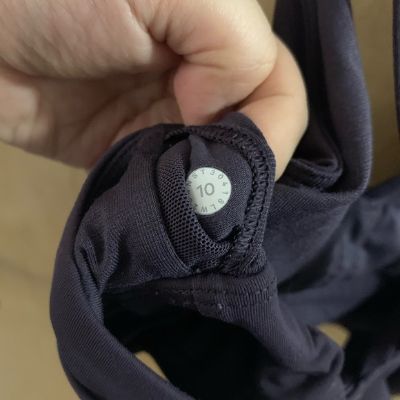 Lululemon Pushing Limits Bra C/D cups in Cyber - Picture 6 of 6